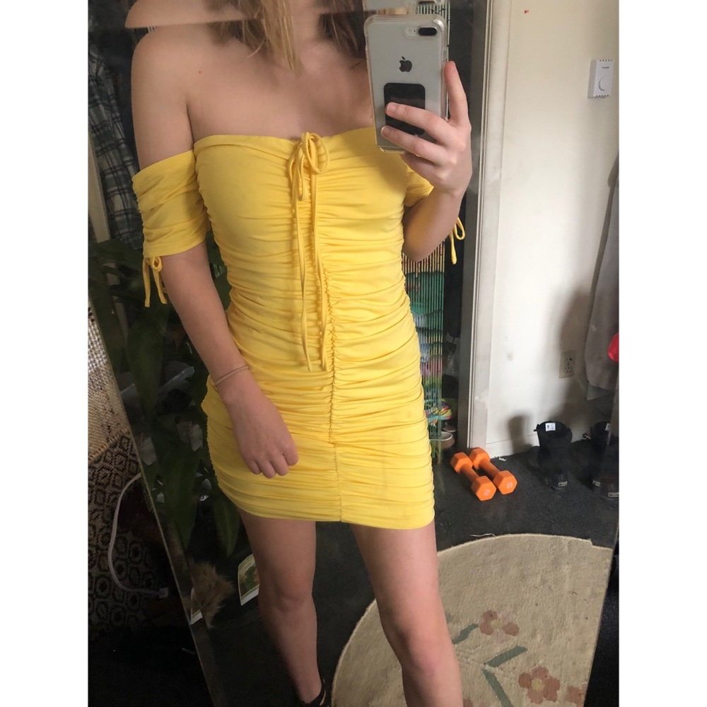 Yellow bodycon dress